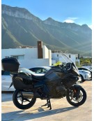 R1300 RT Triple Black Eq 2026